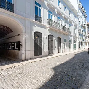 feels-like-home-restauradores-bright-flat.hotels-lisbon-portugal.com/