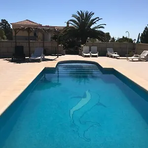 https://casaenos.adeje-hotels.com